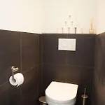 Hip & Stylish In Center, Near Trainstation, 15 Min Walk בית הארחה אמסטרדם