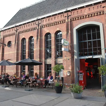 ゲストハウス Hip & Stylish In Center, Near Trainstation, 15 Min Walk