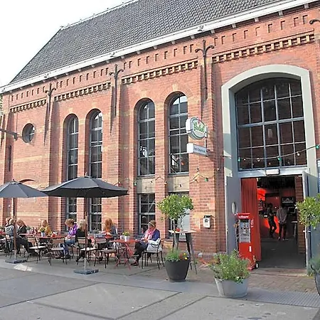 Hip & Stylish In Center, Near Trainstation, 15 Min Walk Guest house Amsterdam